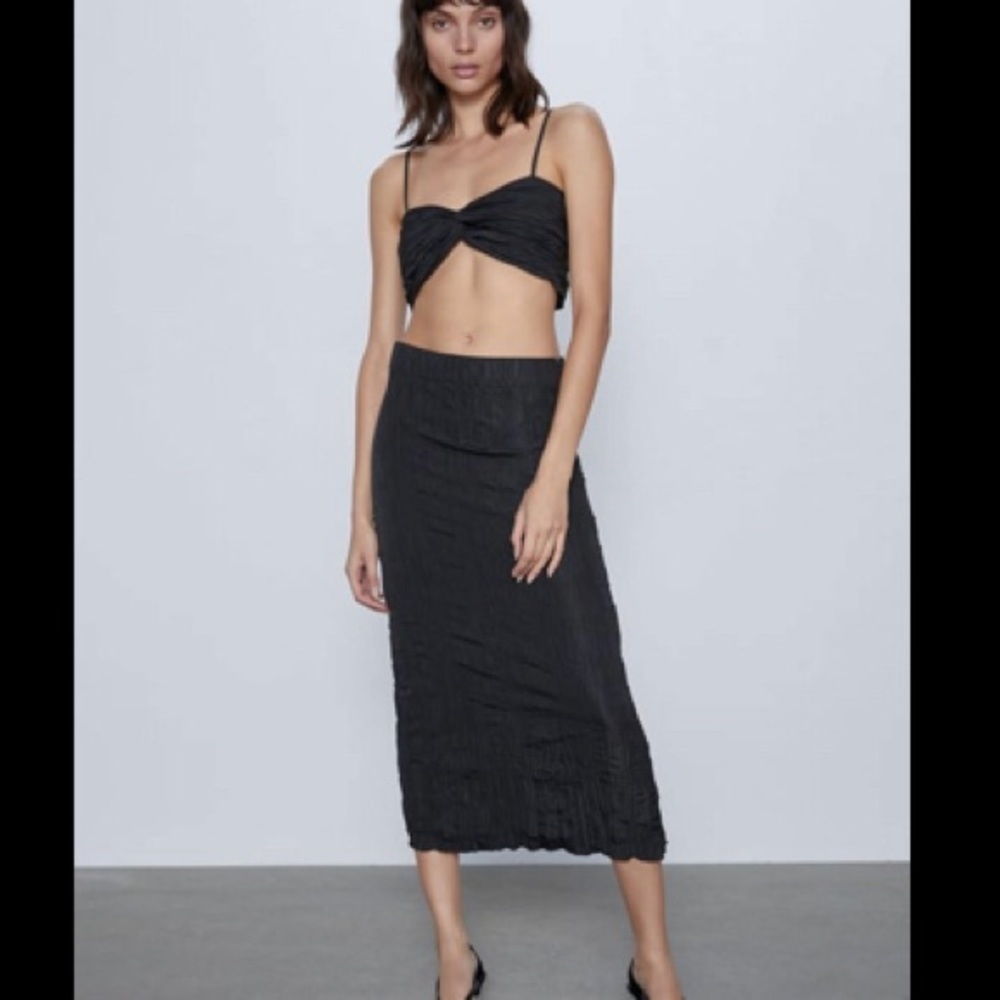 NWT Zara Wrinkle Look Skirt